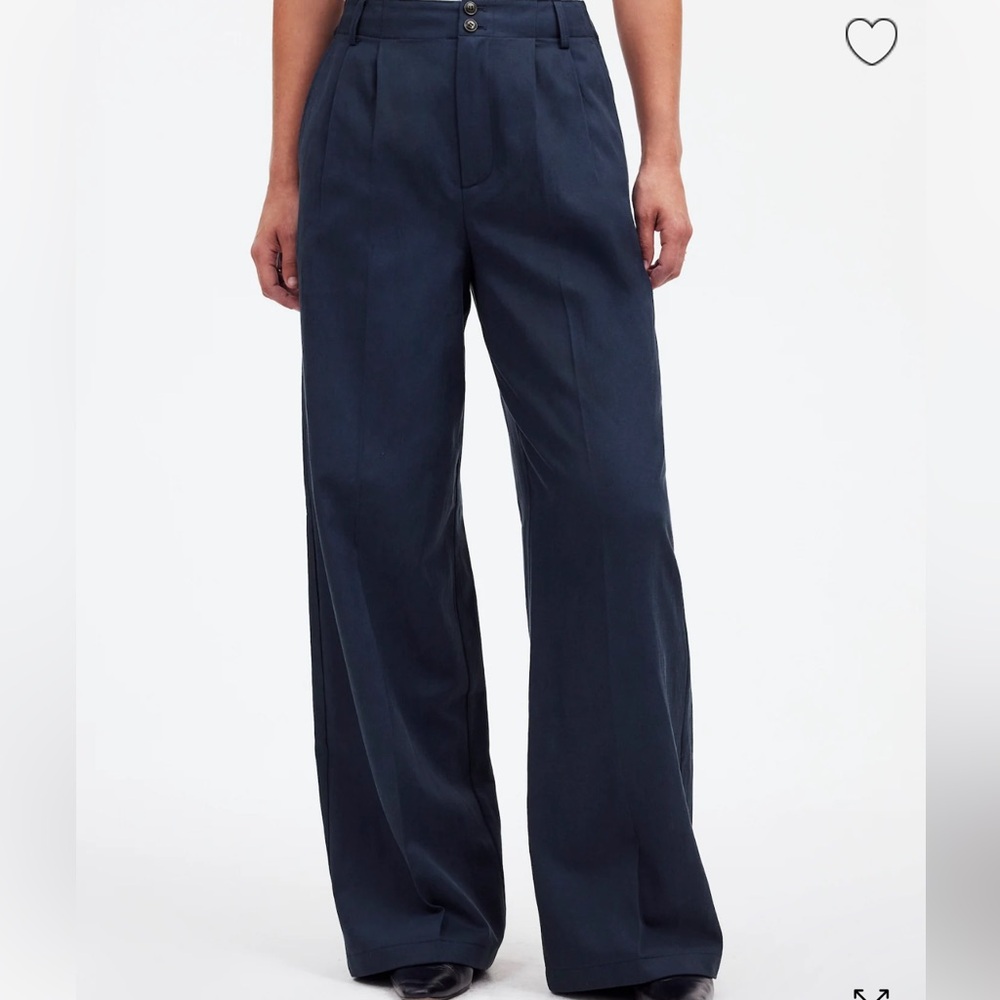 Gently Used Madewell Harlow Pant in Navy Size 4